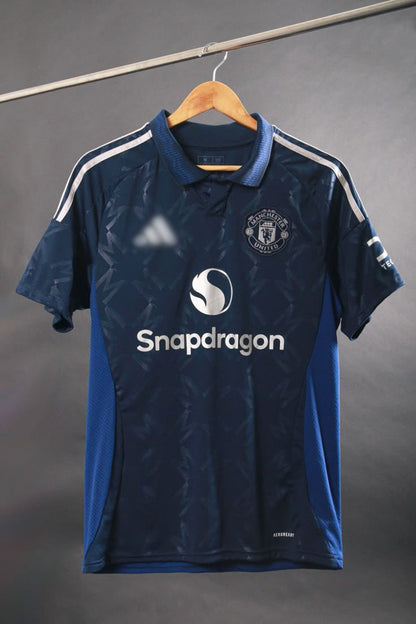 Manchester united 24/25 away jersey